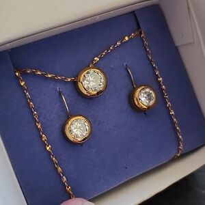 Gold-Tone Avon Crystal Pendant Necklace and Earring Set
